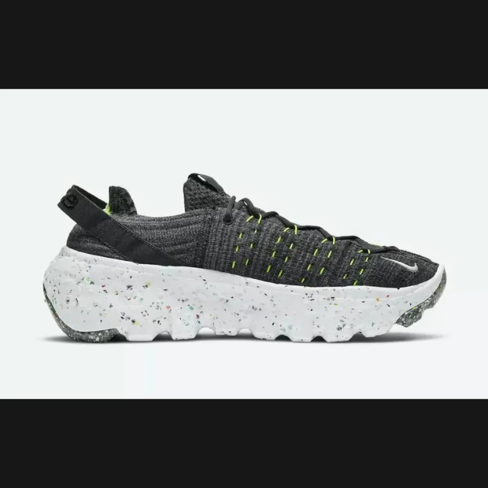NIKE Space Hippie 04 Sneaker Black Volt CZ6398 010 Men’s Sz Women’s - Picture 2 of 6